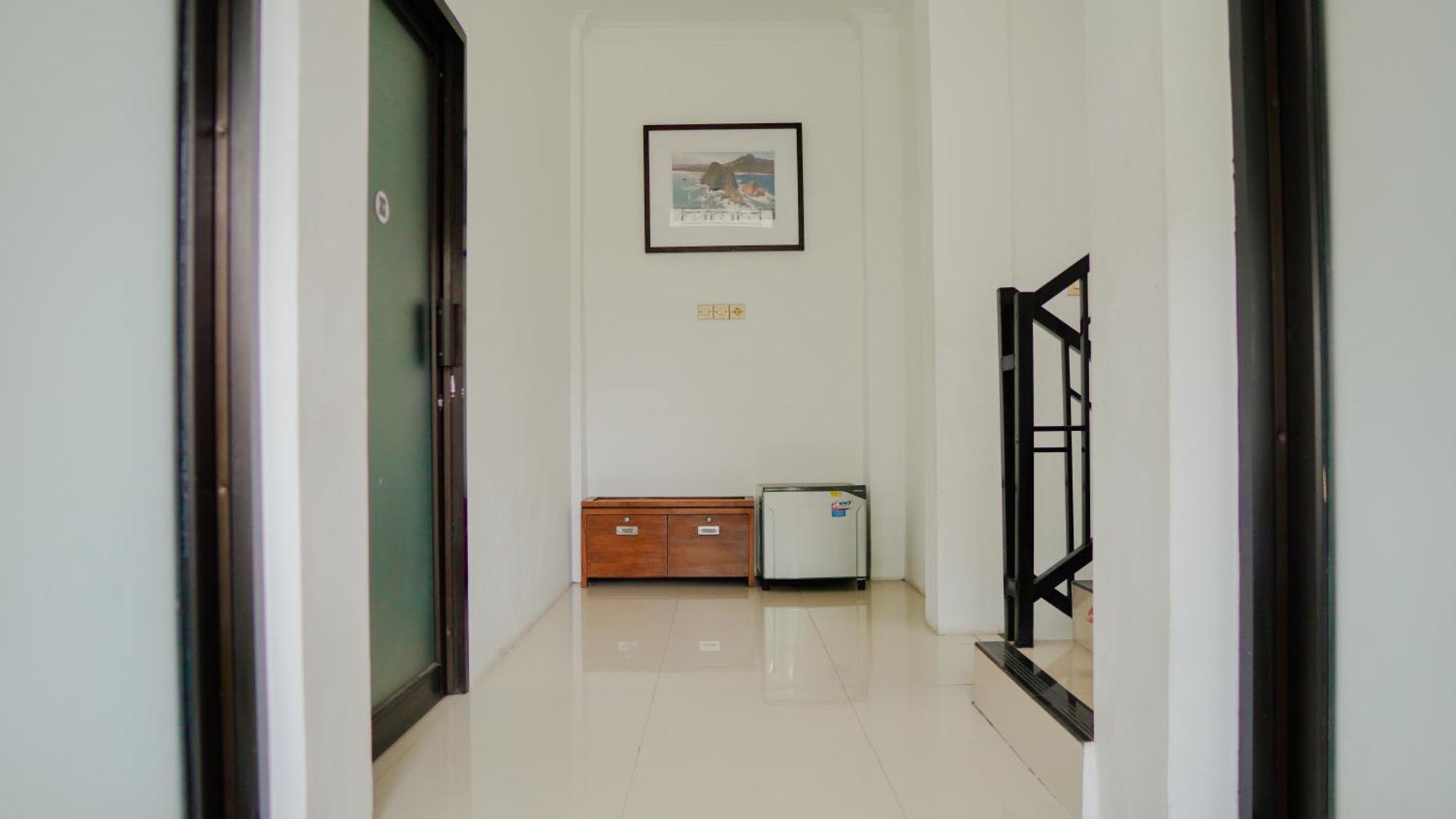 Dormitory Tourism Sritanjung Banyuwangi By Gajahsora Management Banyuwangi (East Java) Exterior foto