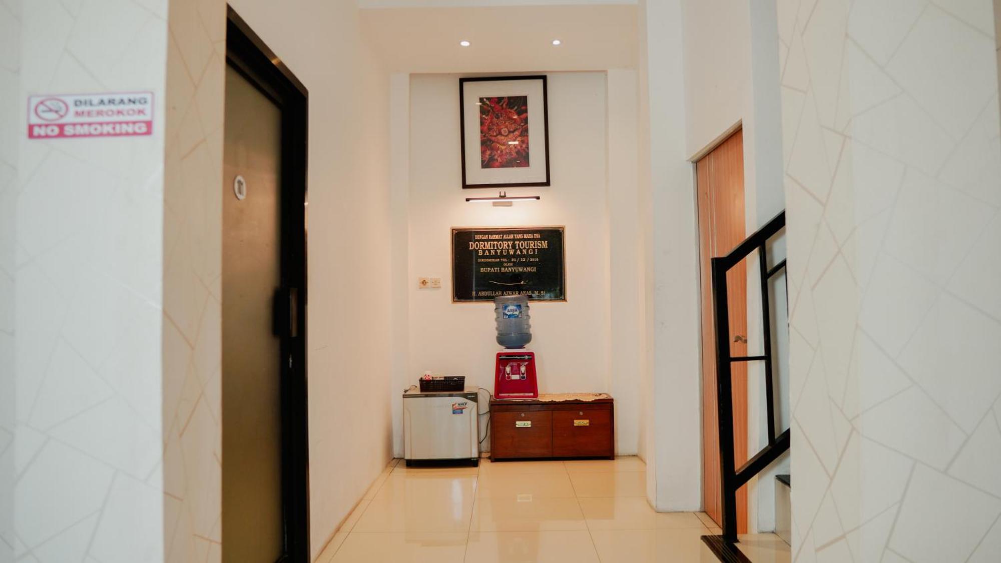 Dormitory Tourism Sritanjung Banyuwangi By Gajahsora Management Banyuwangi (East Java) Exterior foto