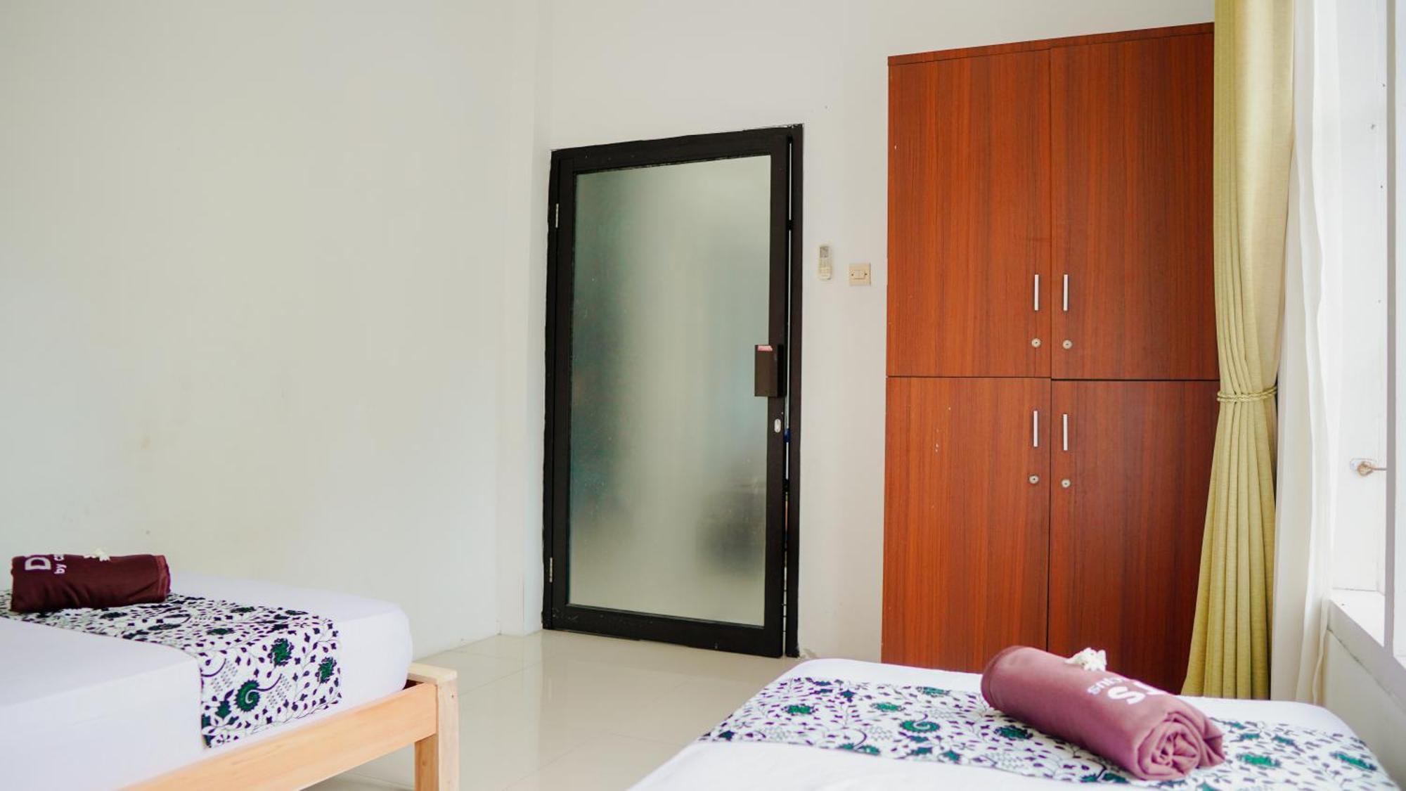 Dormitory Tourism Sritanjung Banyuwangi By Gajahsora Management Banyuwangi (East Java) Exterior foto